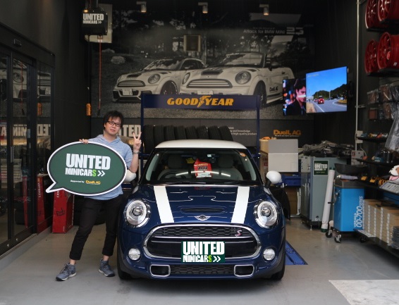 ご納車 Mini クーパーs ディープブルー Bmw Mini ミニ 中古車専門店 ユナイテッドミニカーズ